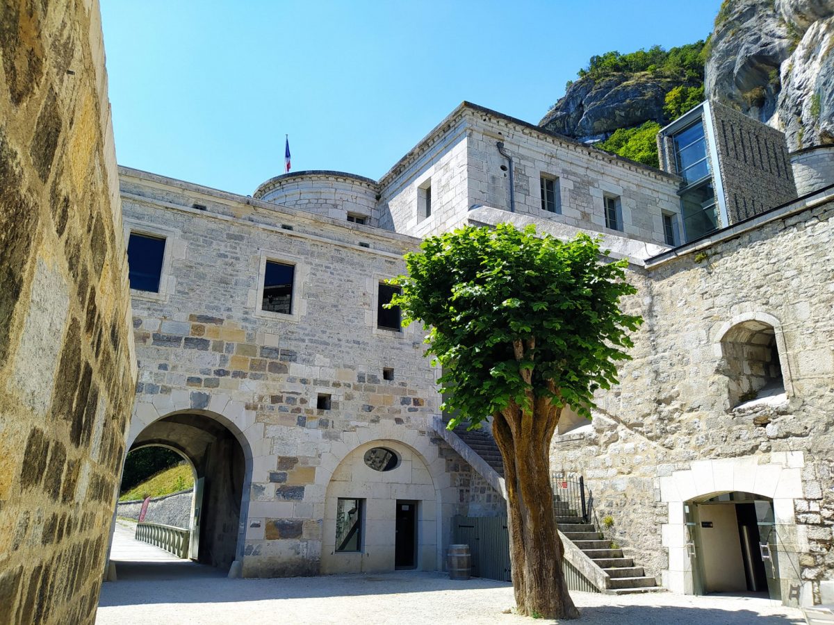 Visite du Fort l'Ecluse durant les vacances dans le Pays de Gex