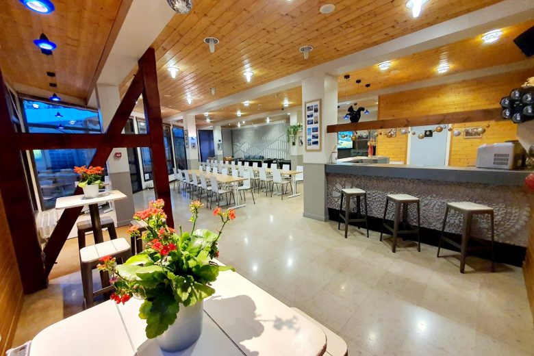 Salle commune pour les repas